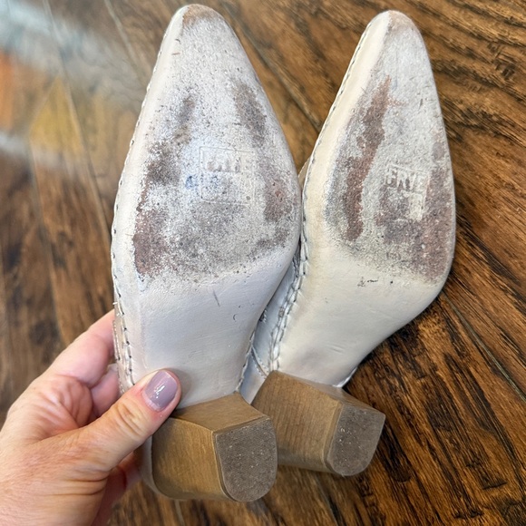 Frey Women's Phoenix Cream Mules, size 6.5 - Picture 6 of 9